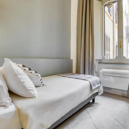 アダ ルームズ ローマ